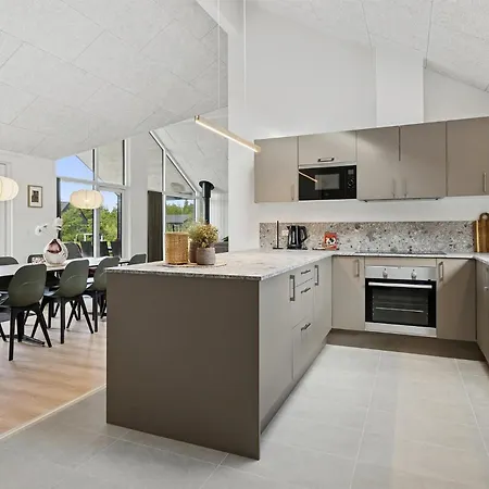 Fantastisk Hjem I Med Badstue